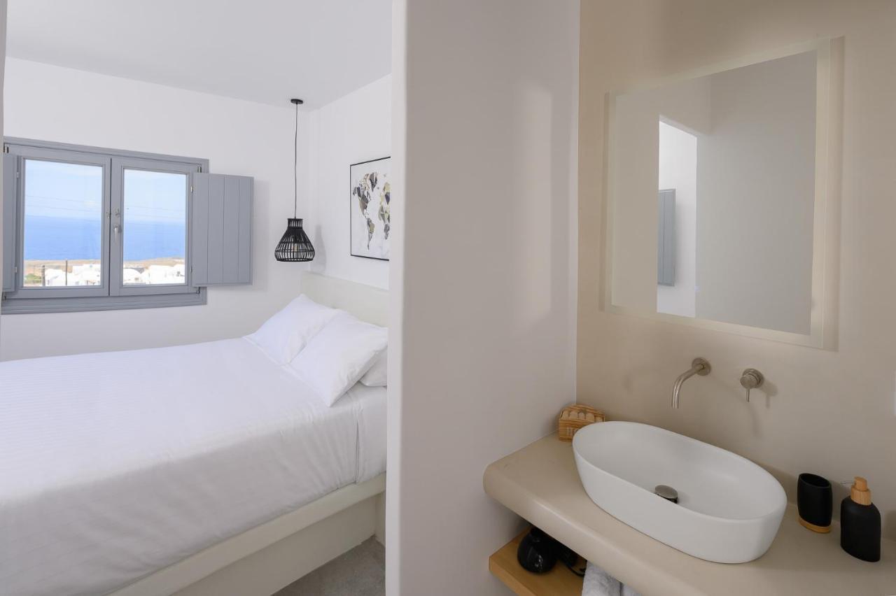 Thoe Oia Suites Exterior photo