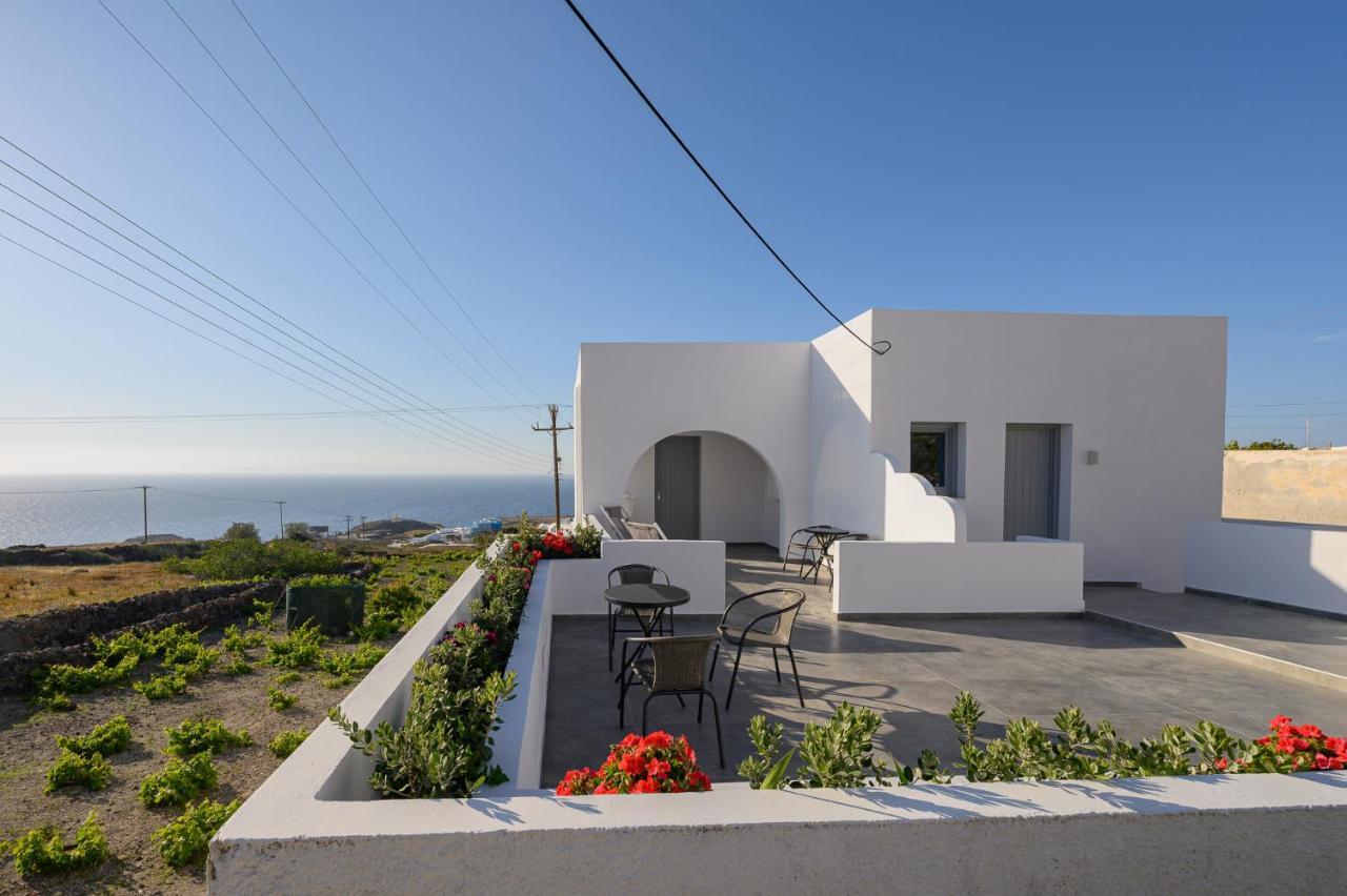 Thoe Oia Suites Exterior photo