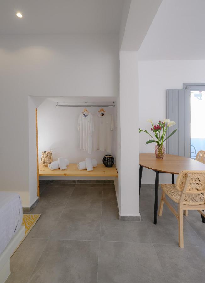 Thoe Oia Suites Exterior photo